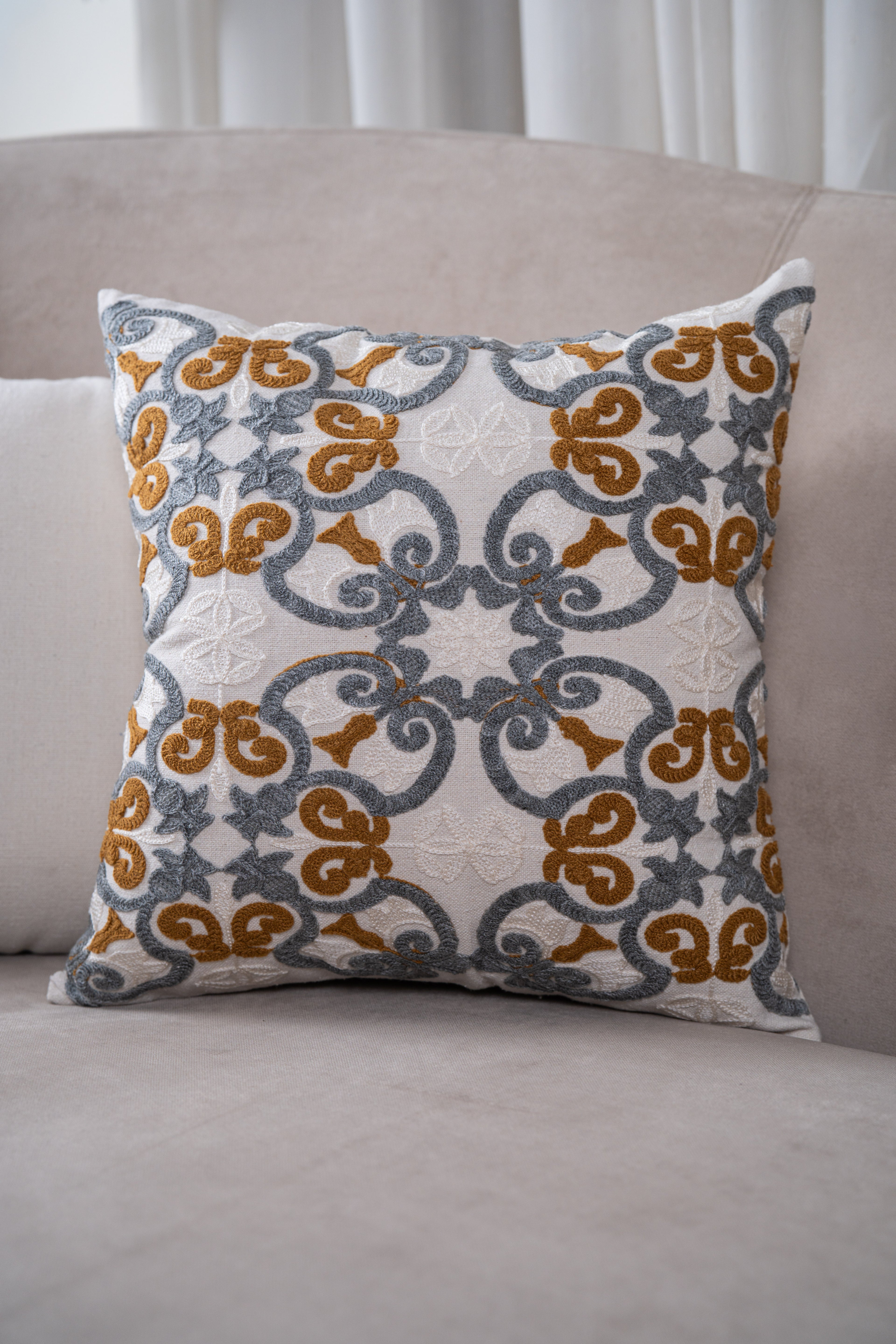 Flat White Cushion Cover
