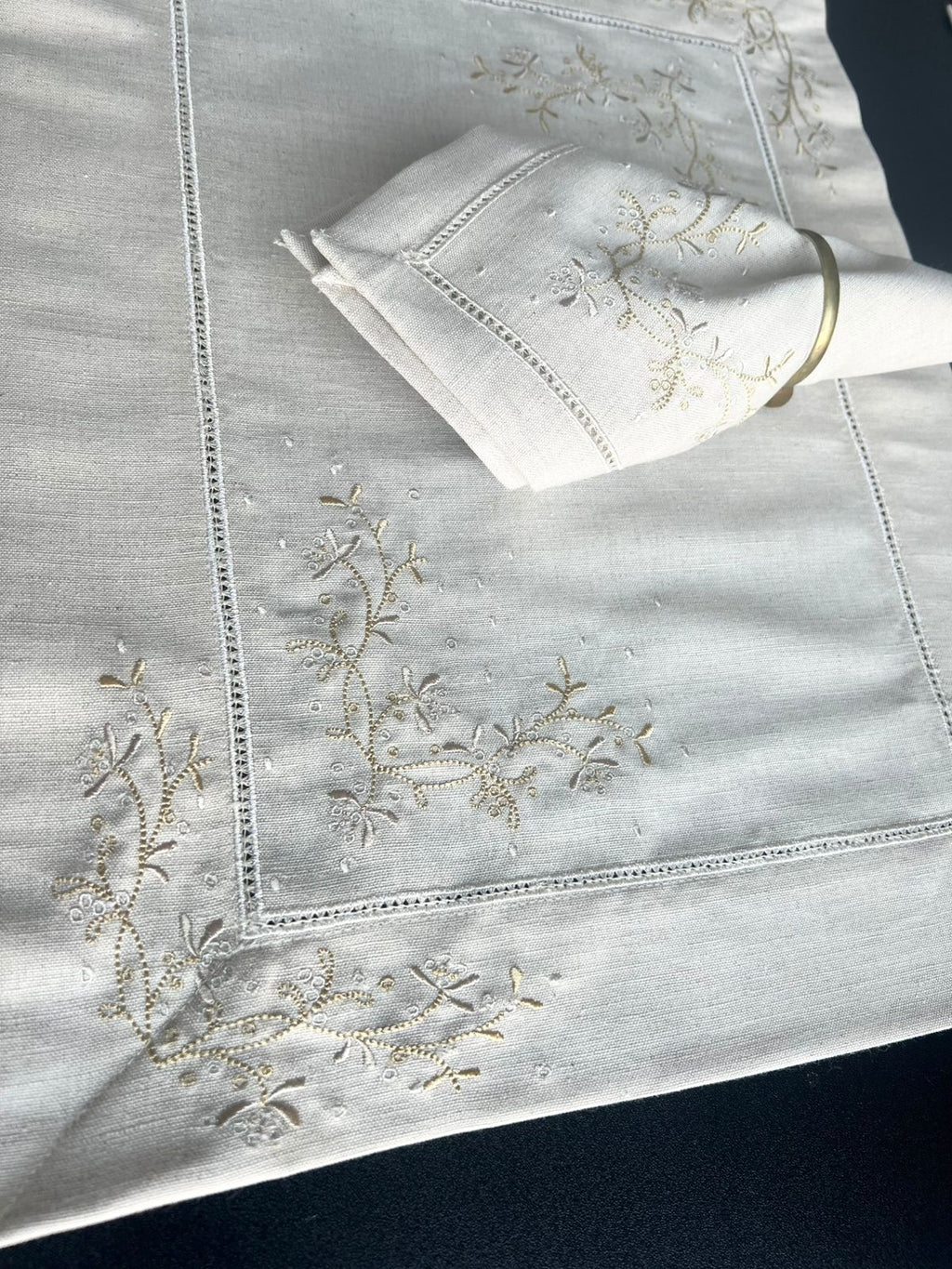 Kmt Luxury Embroidered Table Linen Collection – 100% Egyptian Cotton & Linen