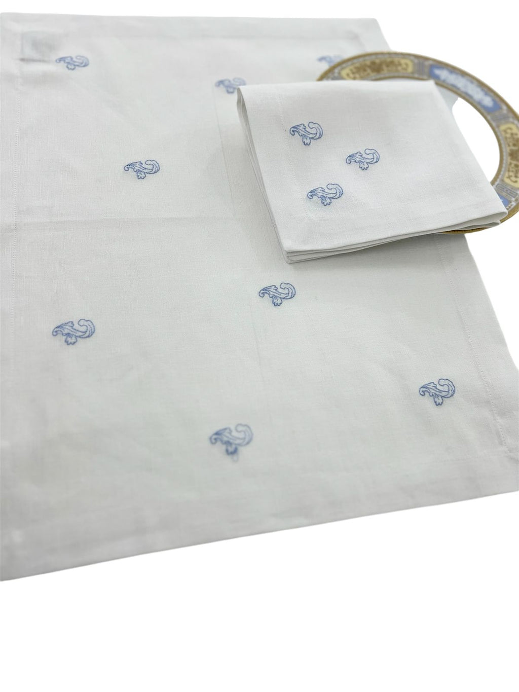 Single Motif Luxury Embroidered Table Linen Collection – 100% Egyptian Cotton & Linen
