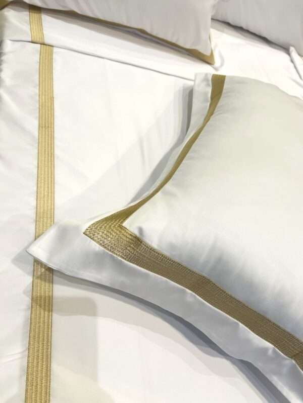 Bold Line Gold Egyptian Cotton Bed Linen Set