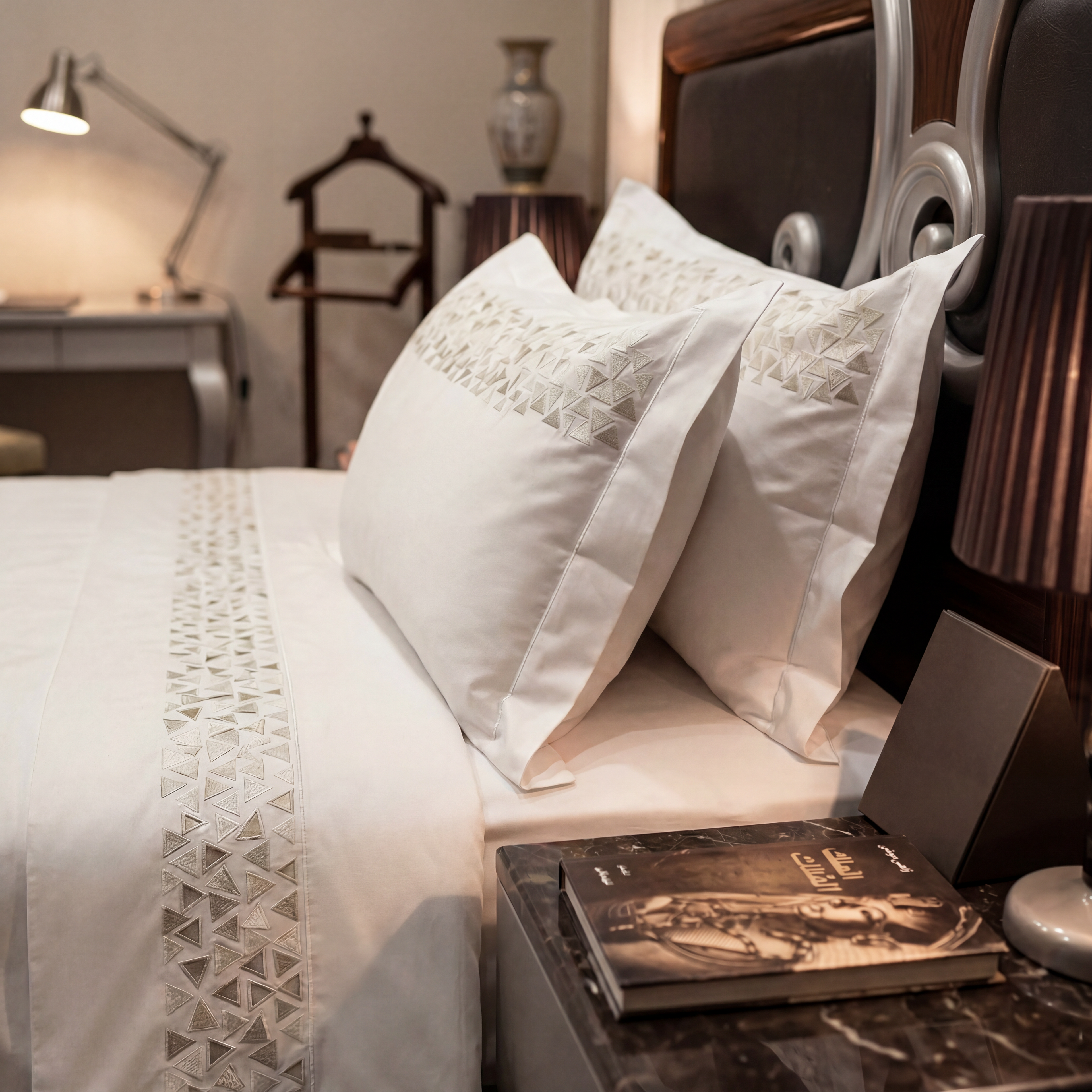 Triangle Egyptian Cotton Bed Set